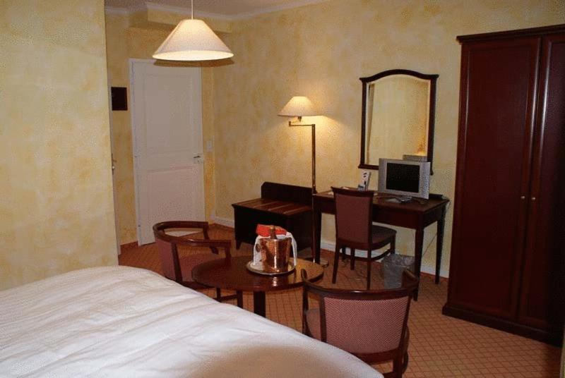 Hotel De Bahyse Blonay Bagian luar foto